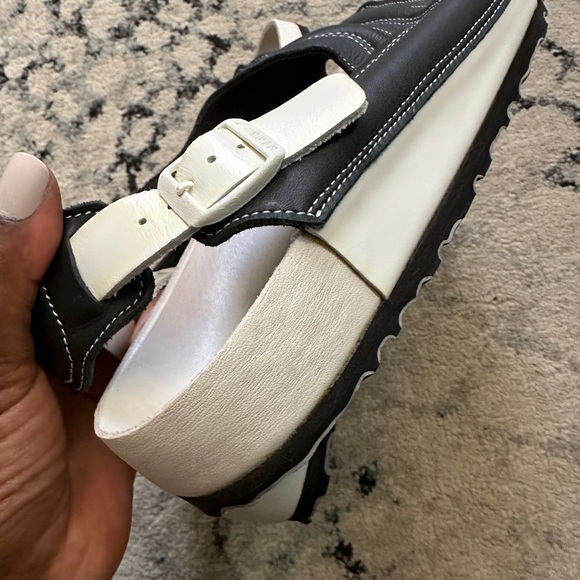 Birkenstock x Central St. Martins Terra Sandals - Picture 5 of 6